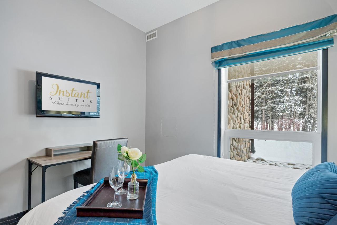 Nature'S Nook By Instant Suites Pool & Hottub Canmore Buitenkant foto